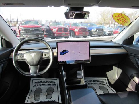 Used 2018 Tesla Model 3 Long Range image 11