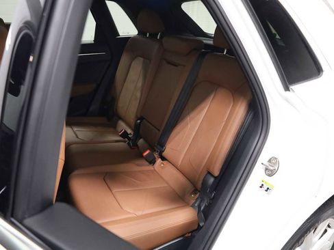 Used 2023 Audi Q3 2.0T Premium w/ Convenience Package image 33