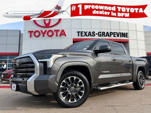 Used 2022 Toyota Tundra Limited w/ Power Package image 1