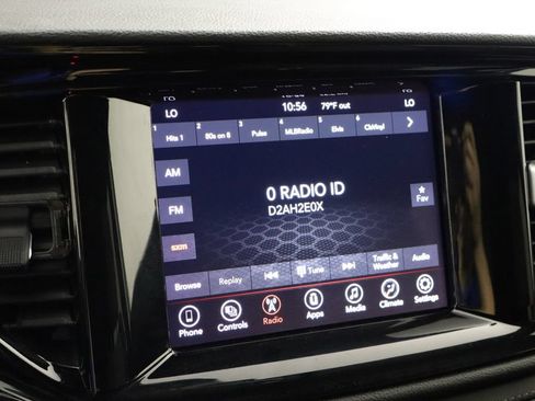 Used 2022 Dodge Durango SXT w/ Blacktop Package AWD/4WD image 29
