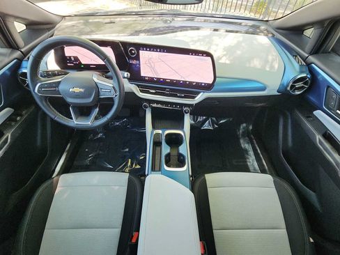 Used 2024 Chevrolet Equinox EV LT FWD image 14