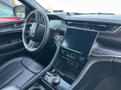 Used 2024 Jeep Grand Cherokee Limited 4xe AWD/4WD image 10