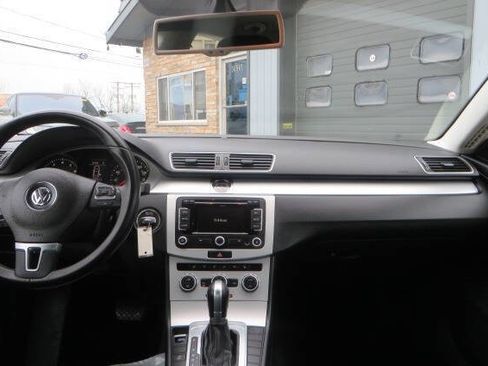 Used 2014 Volkswagen CC Sport image 42