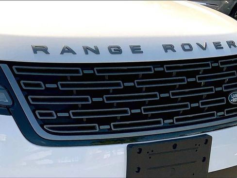 Used 2024 Land Rover Range Rover Velar S AWD/4WD image 29