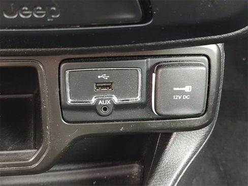 Used 2020 Jeep Renegade Sport w/ UConnect 7.0 Group image 20