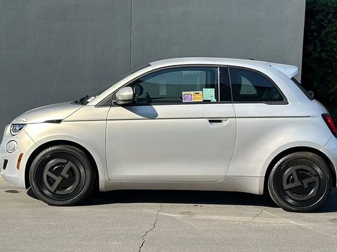 New 2025 FIAT 500 e image 7