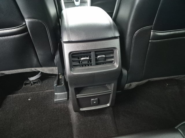 Used 2015 Ford Edge SEL w/ Equipment Group 201A AWD/4WD image 19