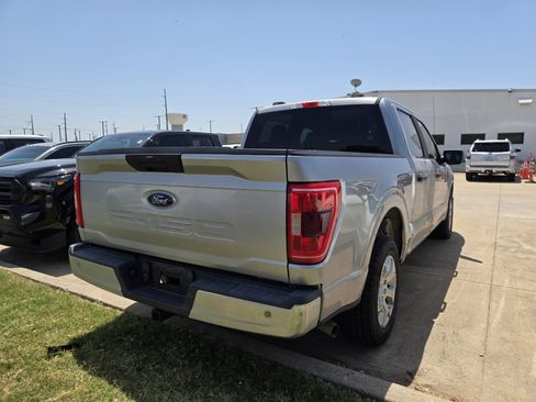 Used 2021 Ford F150 XLT RWD image 6