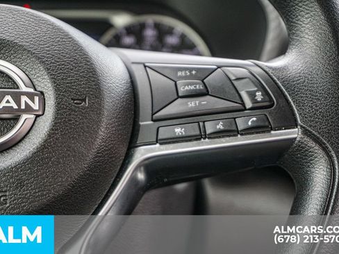 Used 2024 Nissan Sentra SV FWD image 30