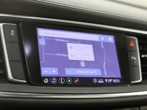 Used 2021 Buick Enclave Essence w/ Sound and Sites Package image 7