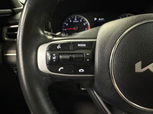 Used 2023 Kia K5 GT-Line image 11