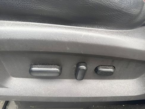 Used 2011 Ford Edge Limited w/ 302A Rapid Spec Order Code image 13