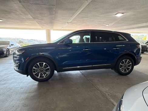 Used 2020 Lincoln Nautilus Reserve image 2