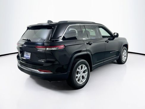Used 2023 Jeep Grand Cherokee Limited AWD/4WD image 5