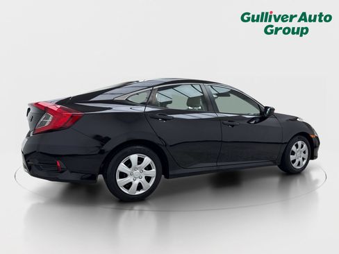 Used 2019 Honda Civic LX image 9
