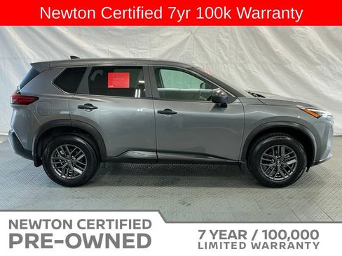 Used 2023 Nissan Rogue S FWD image 4