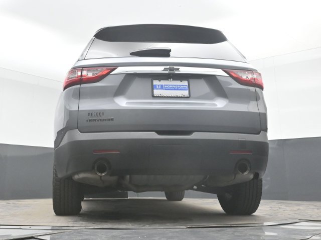 Used 2020 Chevrolet Traverse LS w/ LPO, Blackout Package FWD image 31