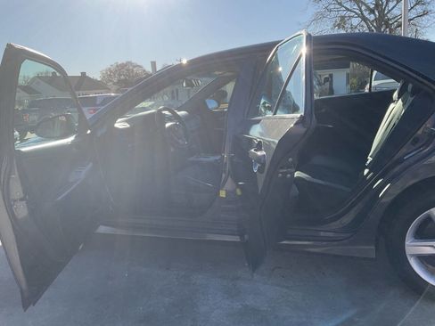 Used 2012 Toyota Camry SE image 10