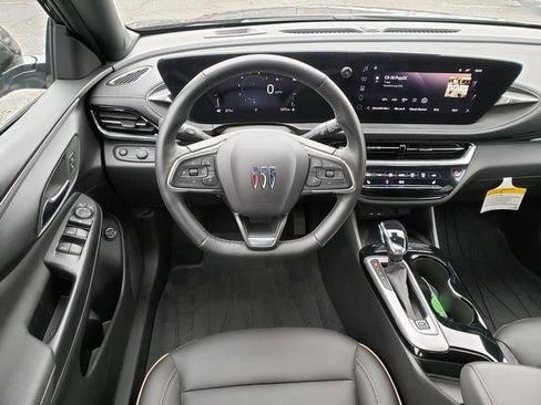 Used 2024 Buick Envista Avenir image 18