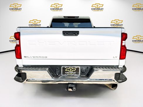 Used 2024 Chevrolet Silverado 3500 LT w/ Convenience Package image 6