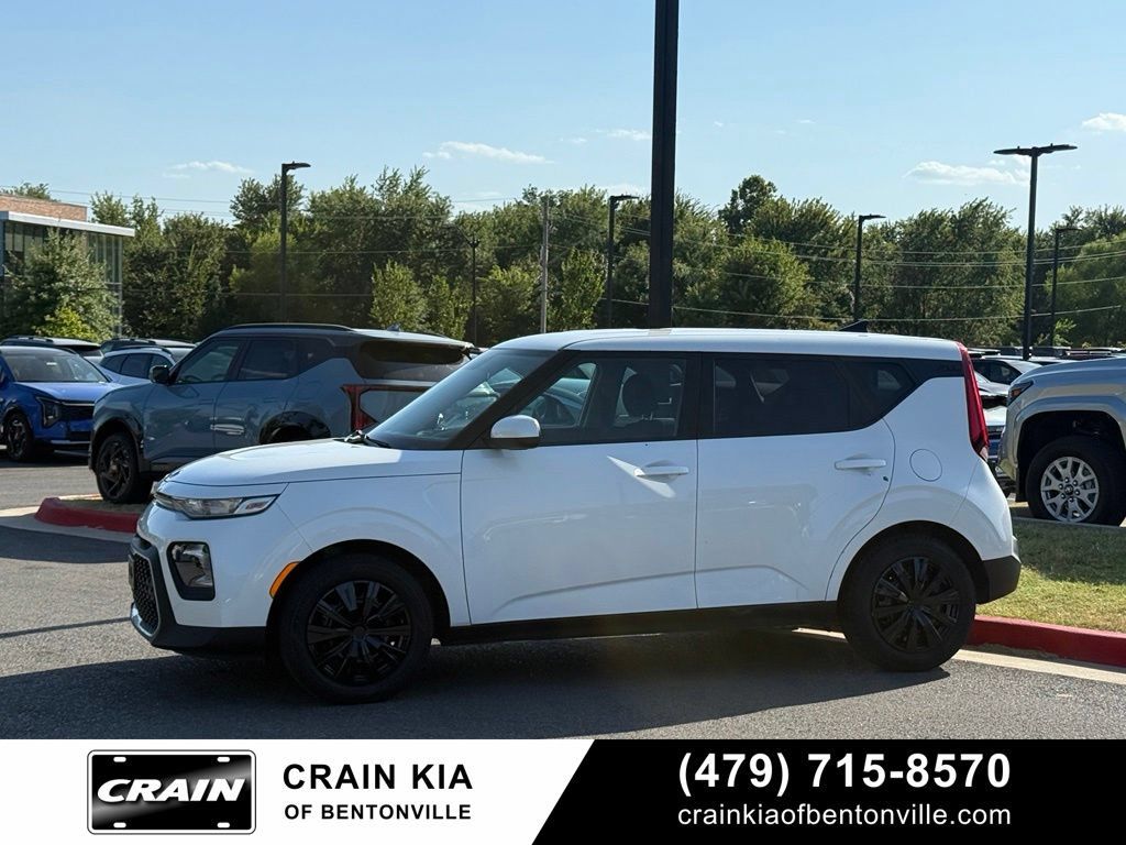Used 2020 Kia Soul LX FWD image 4