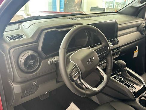 New 2025 Chevrolet Colorado Trail Boss AWD/4WD image 28