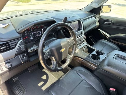 Used 2018 Chevrolet Suburban LT w/ LT Signature Package image 20