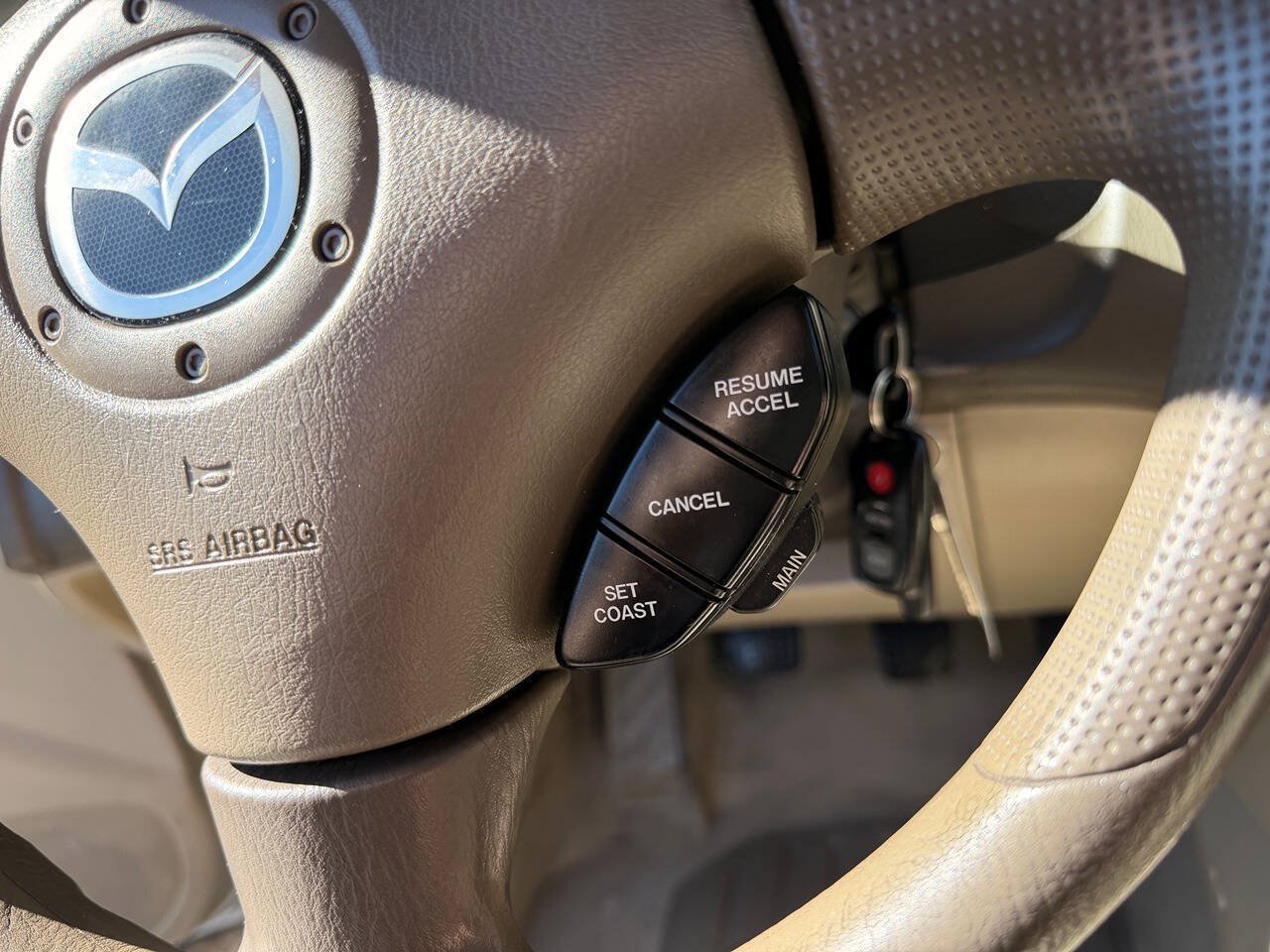 Used 2002 MAZDA Protege FWD image 20