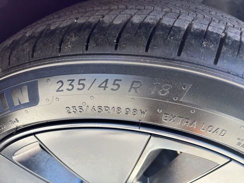 Used 2025 Tesla Model 3 RWD image 39