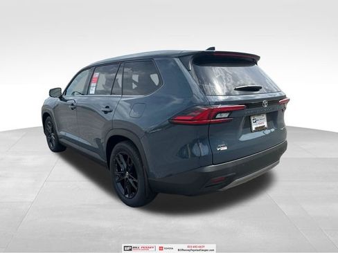 New 2026 Toyota Grand Highlander AWD image 3