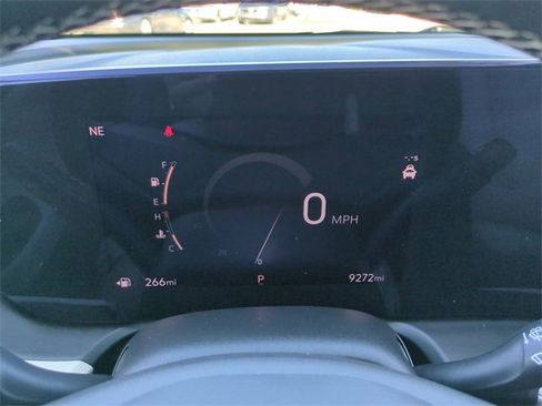 Used 2025 Buick Encore GX Avenir w/ Avenir Technology Package image 27