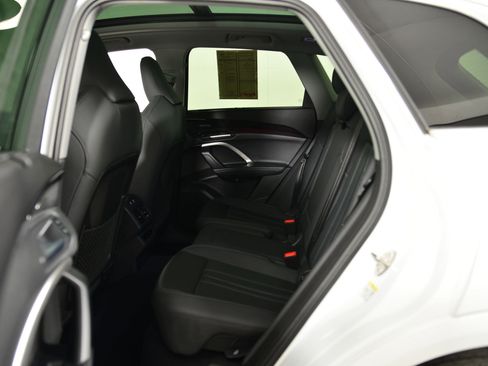 New 2025 Audi Q5 Premium Plus image 11
