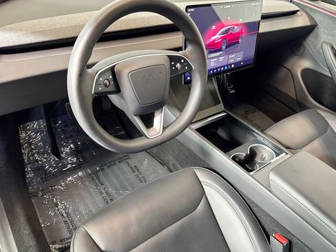 Used 2024 Tesla Model 3 Long Range image 9