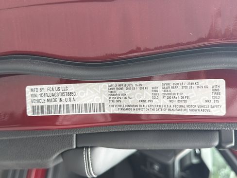 New 2026 Jeep Grand Cherokee L Laredo RWD image 38