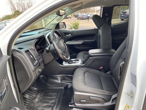 Used 2022 Chevrolet Colorado LT w/ Fleet Safety Package image 33