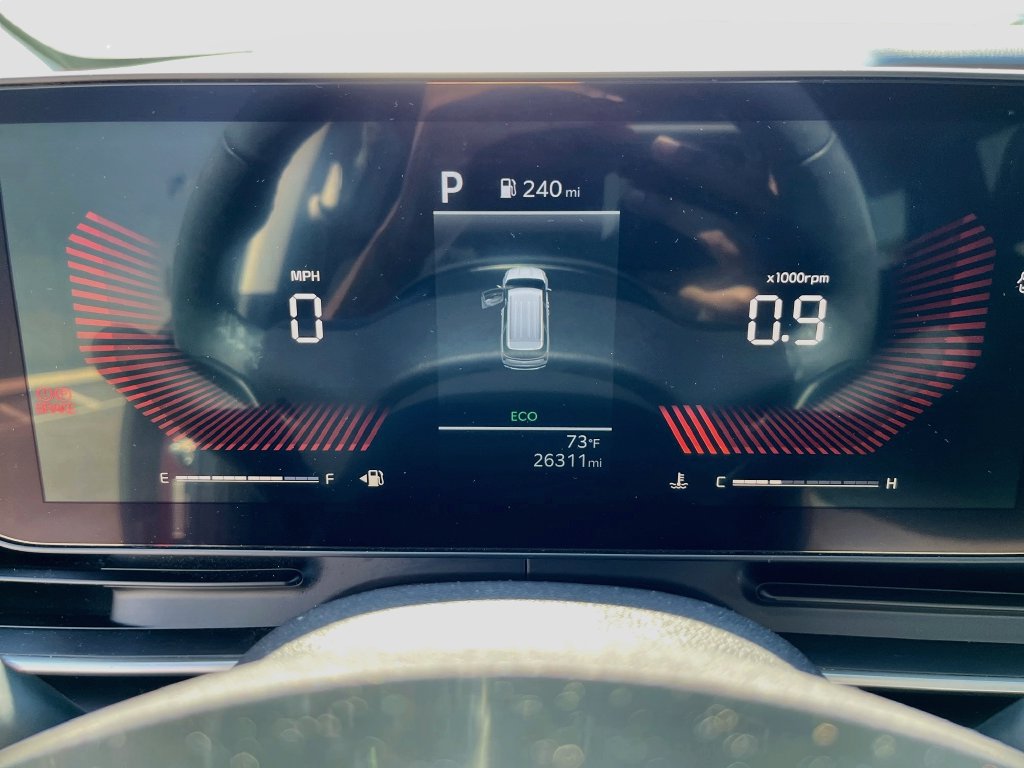 Certified 2025 Kia Carnival FWD image 21