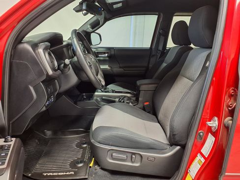 Used 2021 Toyota Tacoma 4x4 Double Cab image 25