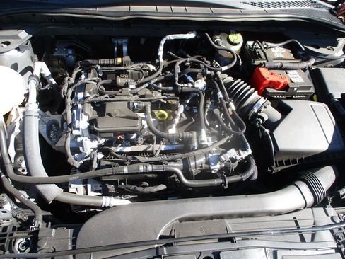 Used 2021 Ford Escape SE w/ SE Sport Appearance Package image 19