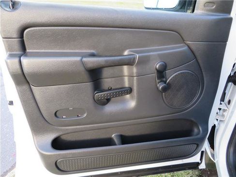 Used 2005 Dodge Ram 3500 Truck ST image 10