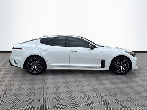 Used 2022 Kia Stinger GT-Line w/ Sun & Sound Package image 5