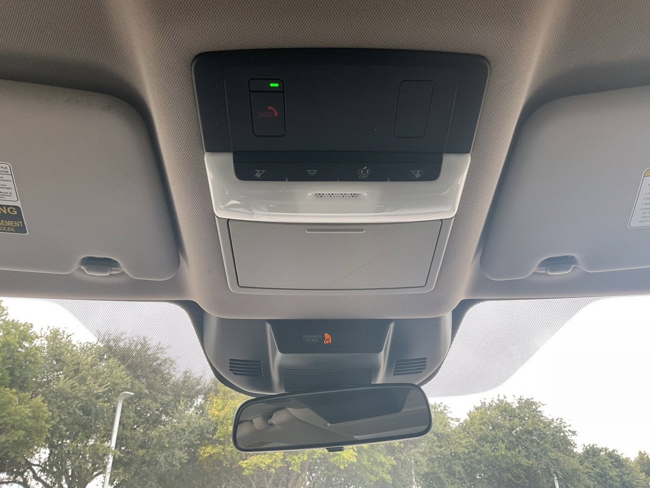 Used 2023 Nissan Rogue SV FWD image 13