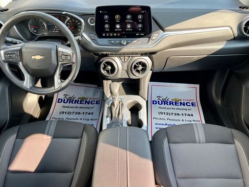 Used 2025 Chevrolet Blazer LT image 16