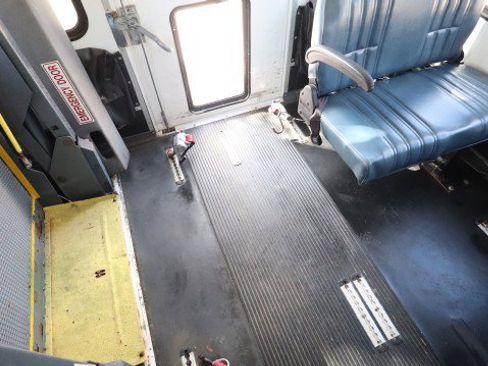 Used 2008 Ford E-350 and Econoline 350 Super Duty image 17