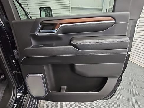 Certified 2024 GMC Sierra 3500 Denali w/ Denali Reserve Package image 38