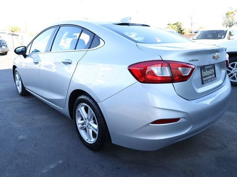 Used 2018 Chevrolet Cruze LT w/ LT Fleet Convenience Package FWD image 6