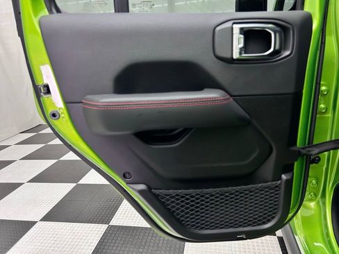 New 2025 Jeep Wrangler Unlimited Rubicon image 19