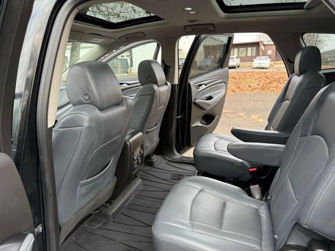 Used 2019 Buick Enclave Premium w/ Experience Buick Package image 25
