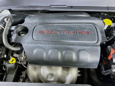 Used 2022 Jeep Compass Latitude AWD/4WD image 27