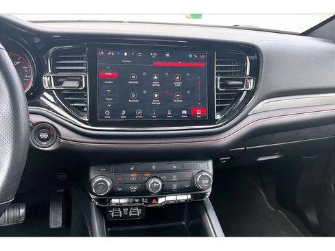 Certified 2025 Dodge Durango GT AWD/4WD image 25