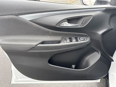 New 2026 Buick Envista Preferred FWD image 13